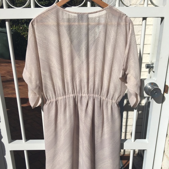 🌟Host Pick🌟 Witchery Beige Loose Fitted Midi Dress Size L/14 - Picture 9 of 15